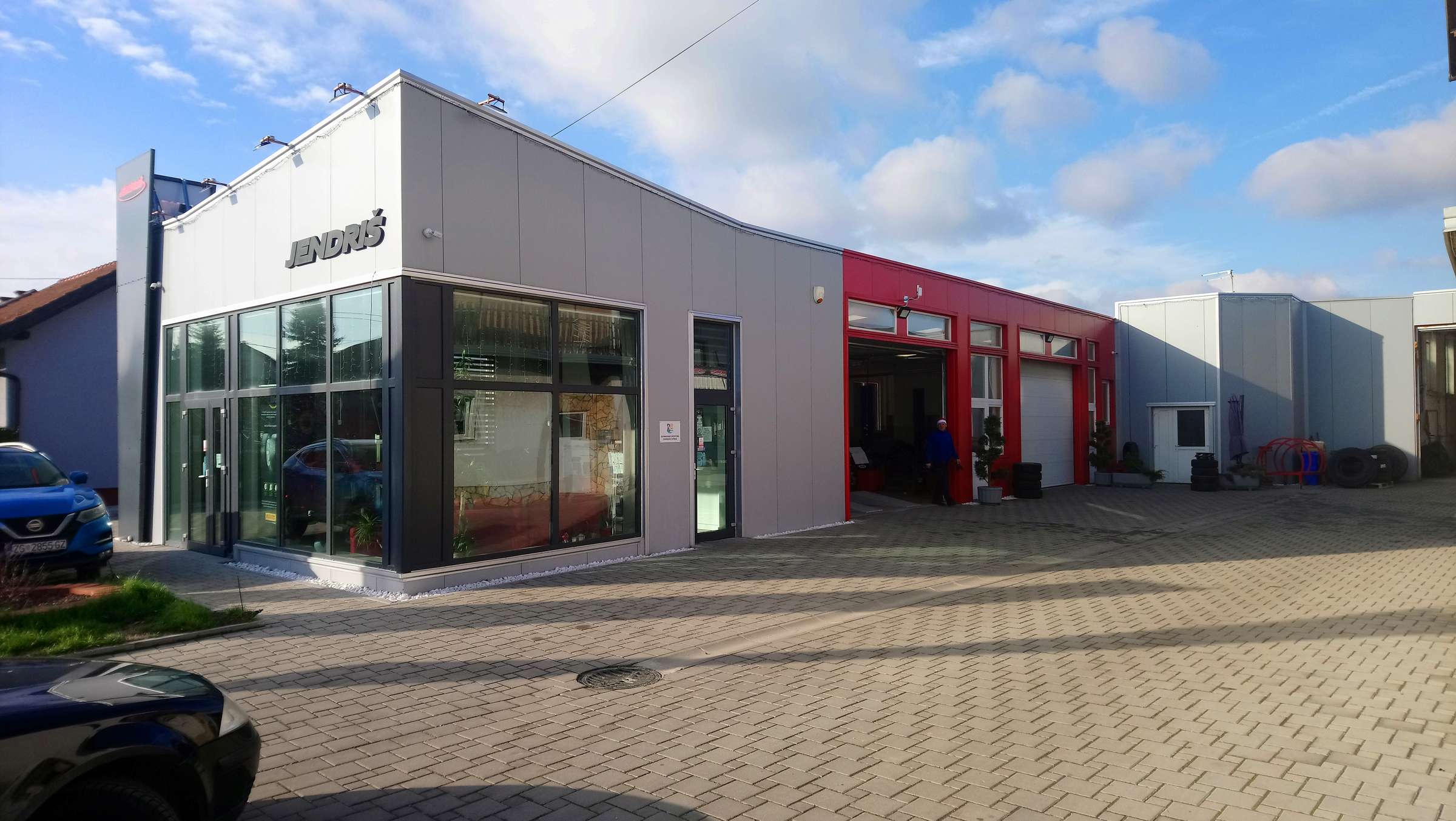 poslovna zgrada Lasan, Vodice, construction